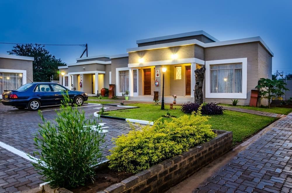 Hill View Inn Serowe Exterior photo