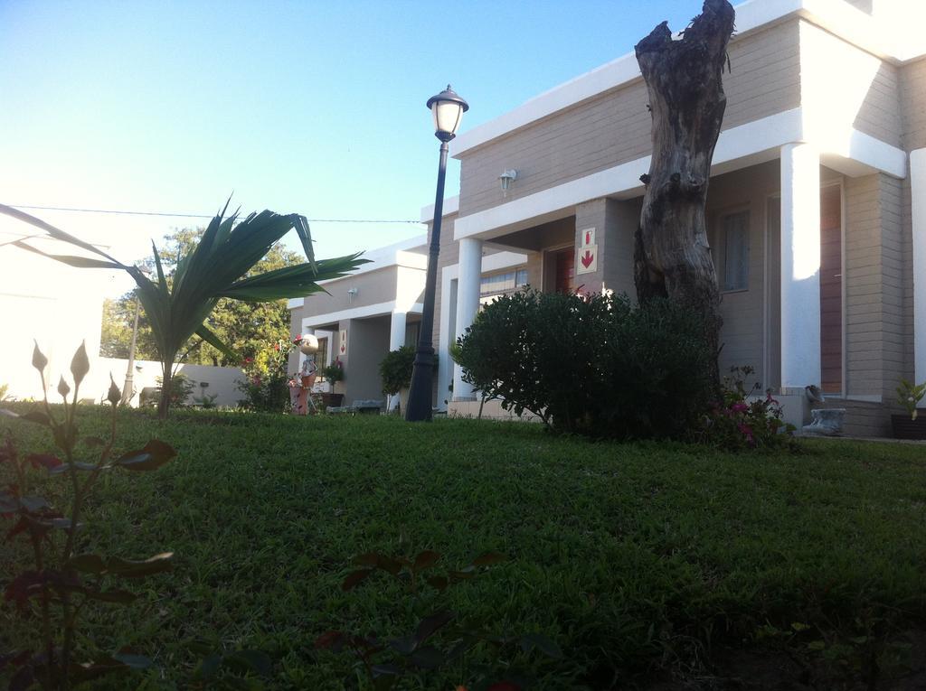 Hill View Inn Serowe Exterior photo